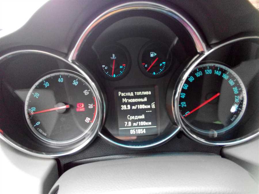 Плавают обороты Kia Rio 4 при работе двигателя — возможные причины, способы устранения и рекомендации - Автомобильный жу